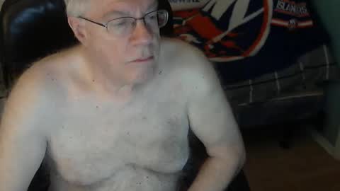 islesman22 online show from May 27, 9:17 am