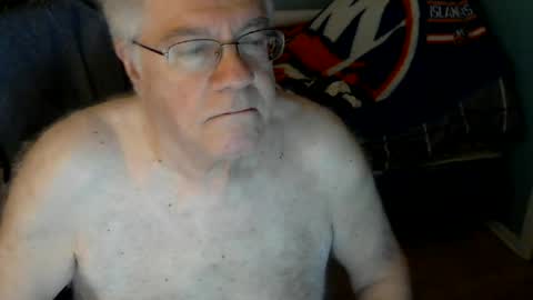 islesman22 online show from June 18, 9:25 am