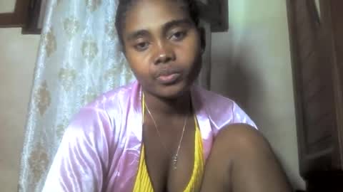 ismayrah online show from July 10, 5:04 pm
