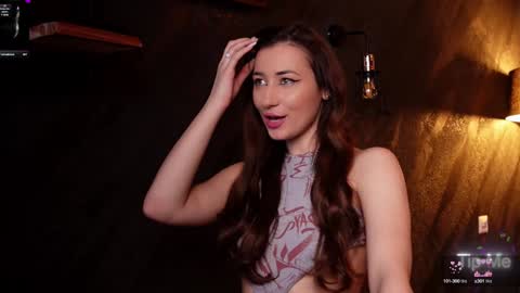 Snapshot of isoldebliss chatting on January 10, 8:51 am IsoldeBliss online show from January 10, 8:51 am