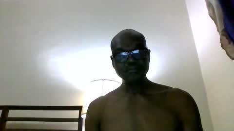 Snapshot of issa1967coulibaly chatting on March 10, 3:55 am issa1967coulibaly online show from March 10, 3:55 am