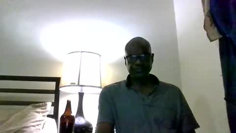 Snapshot of issa1967coulibaly chatting on March 15, 3:45 am issa1967coulibaly online show from March 15, 3:45 am