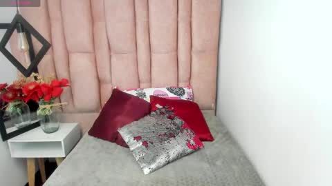 Snapshot of issa_milf__ chatting on June 6, 12:21 pm ISSA MILF online show from June 6, 12:21 pm