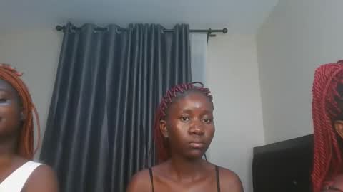 Snapshot of issa_sky1 chatting on December 14, 10:58 pm Sky online show from December 14, 10:58 pm