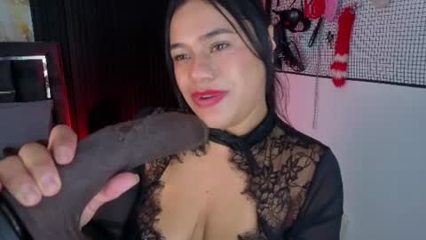 Snapshot of issafoxx chatting on July 9, 1:26 pm Issafoxx online show from July 9, 1:26 pm