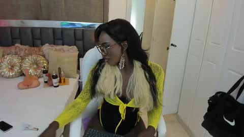 Iseey online show from February 6, 4:10 am