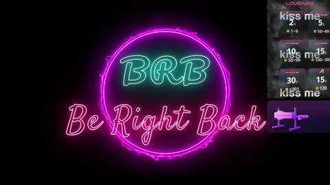 Snapshot of issie_cute chatting on February 6, 10:53 pm Issie online show from February 6, 10:53 pm