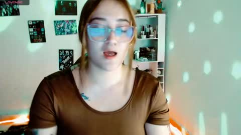 Yiz online show from February 16, 4:20 am