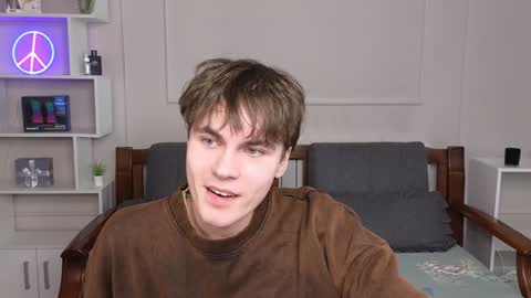 Snapshot of istairee chatting on January 5, 10:10 am Maks online show from January 5, 10:10 am