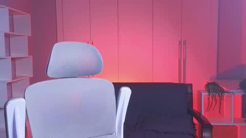 Snapshot of istairee chatting on January 27, 1:09 pm Maks online show from January 27, 1:09 pm