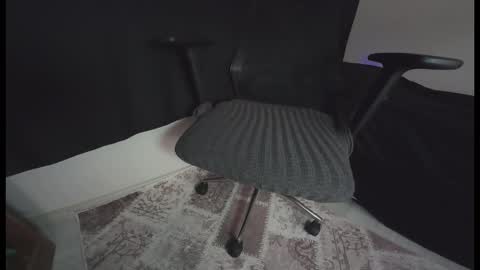 erdem online show from November 17, 11:38 am