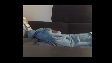 Snapshot of ital25usa chatting on October 17, 3:20 am ital25usa online show from October 17, 3:20 am