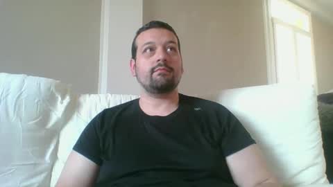 Snapshot of italianbigboy932 chatting on April 17, 11:57 am italianbigboy932 online show from April 17, 11:57 am