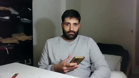 Snapshot of italianboybcn chatting on January 18, 12:13 am italianboybcn online show from January 18, 12:13 am