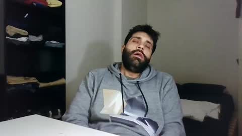 Snapshot of italianboybcn chatting on January 25, 6:57 pm italianboybcn online show from January 25, 6:57 pm