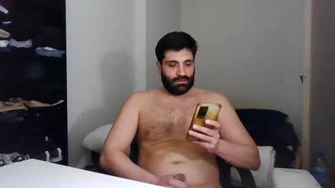 Snapshot of italianboybcn chatting on January 27, 5:26 pm italianboybcn online show from January 27, 5:26 pm