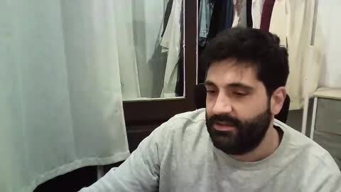 italianboybcn online show from November 21, 6:39 pm