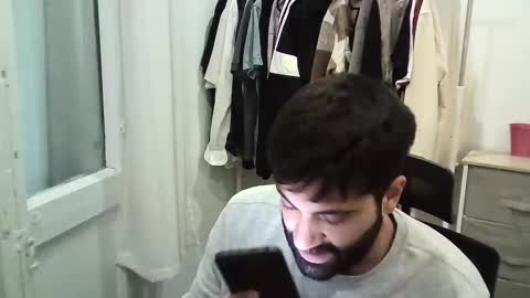 italianboybcn online show from November 23, 10:59 am