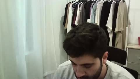 Snapshot of italianboybcn chatting on January 17, 9:36 am italianboybcn online show from January 17, 9:36 am