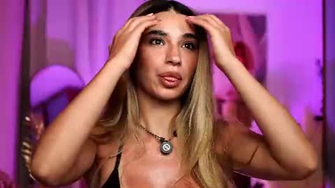 italy_baby online show from June 7, 6:55 pm