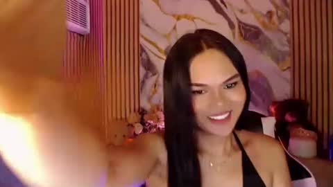 Snapshot of itgirl_cathy chatting on October 3, 2:41 am CathCathy online show from October 3, 2:41 am