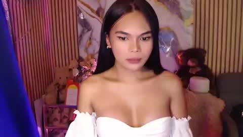 Snapshot of itgirl_cathy chatting on October 20, 4:24 am CathCathy online show from October 20, 4:24 am