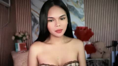 Snapshot of itgirl_cathy chatting on December 15, 3:00 am CathCathy online show from December 15, 3:00 am