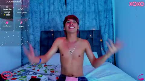 Snapshot of ithan_kingtwin chatting on July 19, 6:44 pm ithan_kingtwin online show from July 19, 6:44 pm