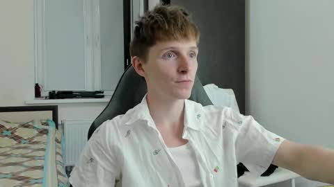 Ethan online show from November 5, 6:30 pm