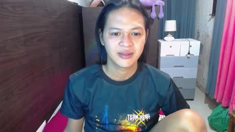 Snapshot of its_asiandave chatting on December 4, 7:45 pm DAVE online show from December 4, 7:45 pm