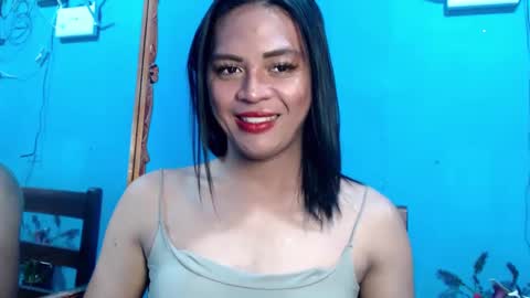 Snapshot of its_asiandave chatting on January 9, 11:03 am DAVE online show from January 9, 11:03 am