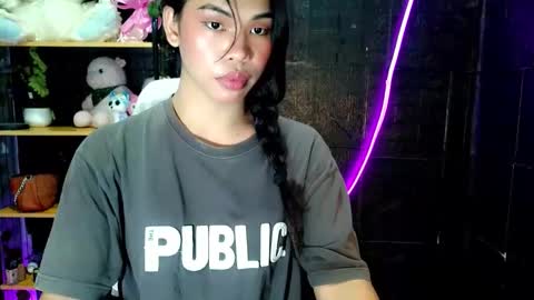 Snapshot of its_chloe20 chatting on June 7, 11:25 am its_chloe20 online show from June 7, 11:25 am