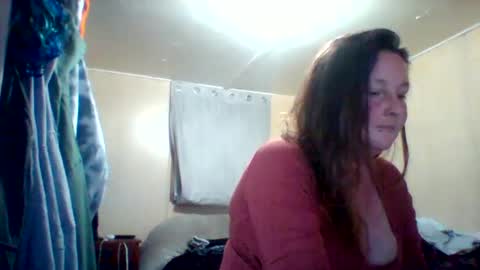 Snapshot of its_kimber chatting on February 18, 7:41 pm its kimber online show from February 18, 7:41 pm