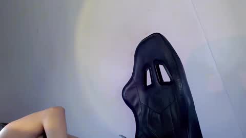 Snapshot of its_me_kaye28 chatting on May 22, 7:37 am Kaye online show from May 22, 7:37 am