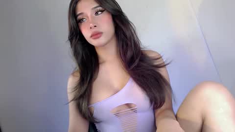 Snapshot of its_me_kaye28 chatting on May 27, 7:27 am Kaye online show from May 27, 7:27 am