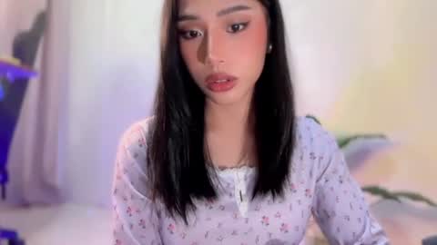 Snapshot of its_me_kaye28 chatting on July 7, 9:24 am Kaye online show from July 7, 9:24 am