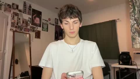 Snapshot of its_rowan chatting on September 30, 1:32 am Rowan online show from September 30, 1:32 am