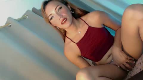 Snapshot of itsapril99913551 chatting on January 13, 6:35 pm April online show from January 13, 6:35 pm