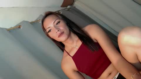 Snapshot of itsapril99913551 chatting on February 5, 12:32 pm April online show from February 5, 12:32 pm