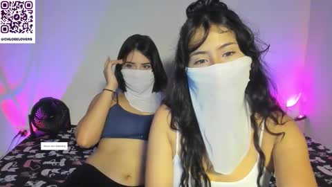 Snapshot of itschloee chatting on October 29, 2:25 am Chloee and Sky online show from October 29, 2:25 am