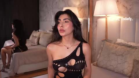     online show from May 29, 5:22 pm