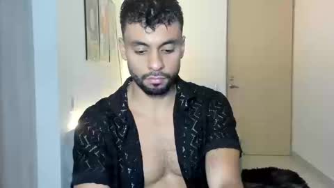 Snapshot of itsgeo1111 chatting on September 17, 1:07 am CALL ME GEO online show from September 17, 1:07 am