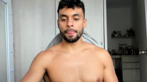 Snapshot of itsgeo1111 chatting on September 24, 10:13 pm CALL ME GEO online show from September 24, 10:13 pm