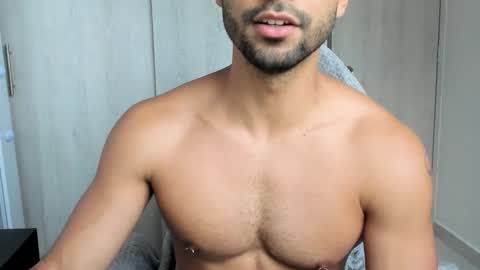 Snapshot of itsgeo1111 chatting on September 26, 10:14 pm CALL ME GEO online show from September 26, 10:14 pm