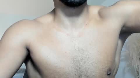 Snapshot of itsgeo1111 chatting on October 3, 1:46 am CALL ME GEO online show from October 3, 1:46 am