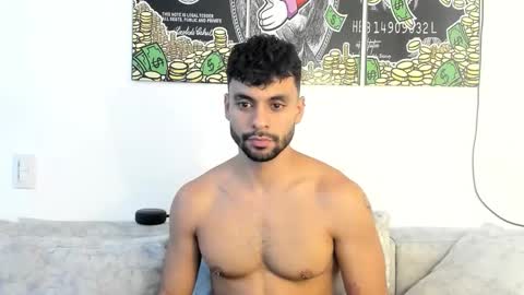 Snapshot of itsgeo1111 chatting on October 5, 11:02 pm CALL ME GEO online show from October 5, 11:02 pm