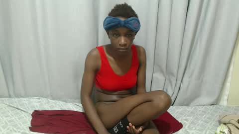 Laynne online show from October 30, 7:14 pm