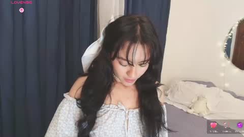 Snapshot of itsliaa chatting on June 19, 11:19 pm LIA online show from June 19, 11:19 pm