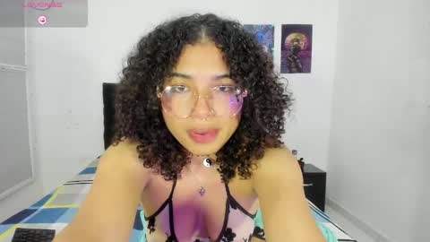 Snapshot of itsmaraia chatting on May 24, 12:26 am maraia online show from May 24, 12:26 am