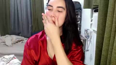 itsme_jo online show from March 8, 10:30 am